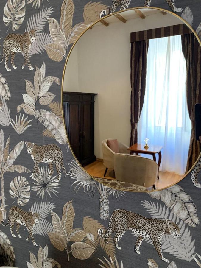 Hotel Urbana 33 Rzym Zewnętrze zdjęcie