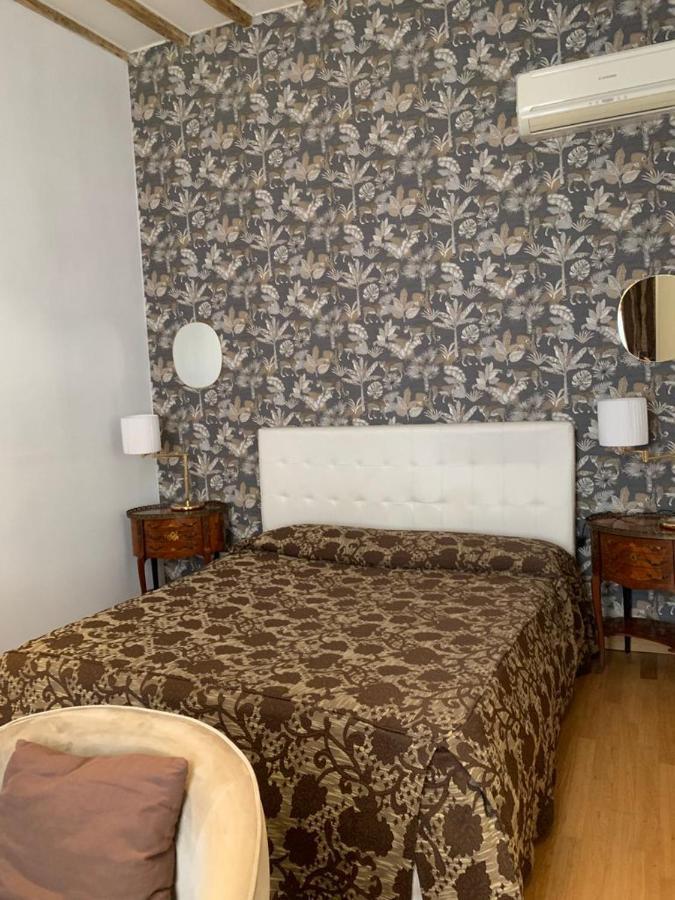 Hotel Urbana 33 Rzym Zewnętrze zdjęcie