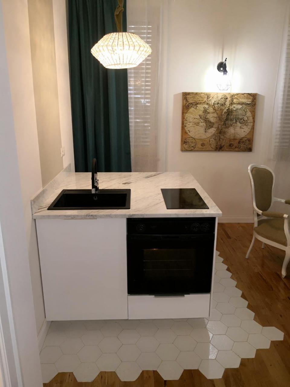Hotel Urbana 33 Rzym Zewnętrze zdjęcie